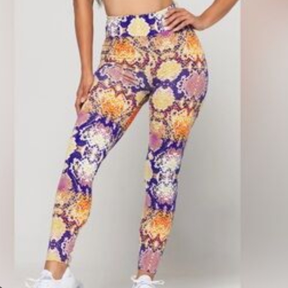LuLaRoe Multicolor Paisley Floral Leggings Buttery Soft NWOT GYM Running - Picture 1 of 16